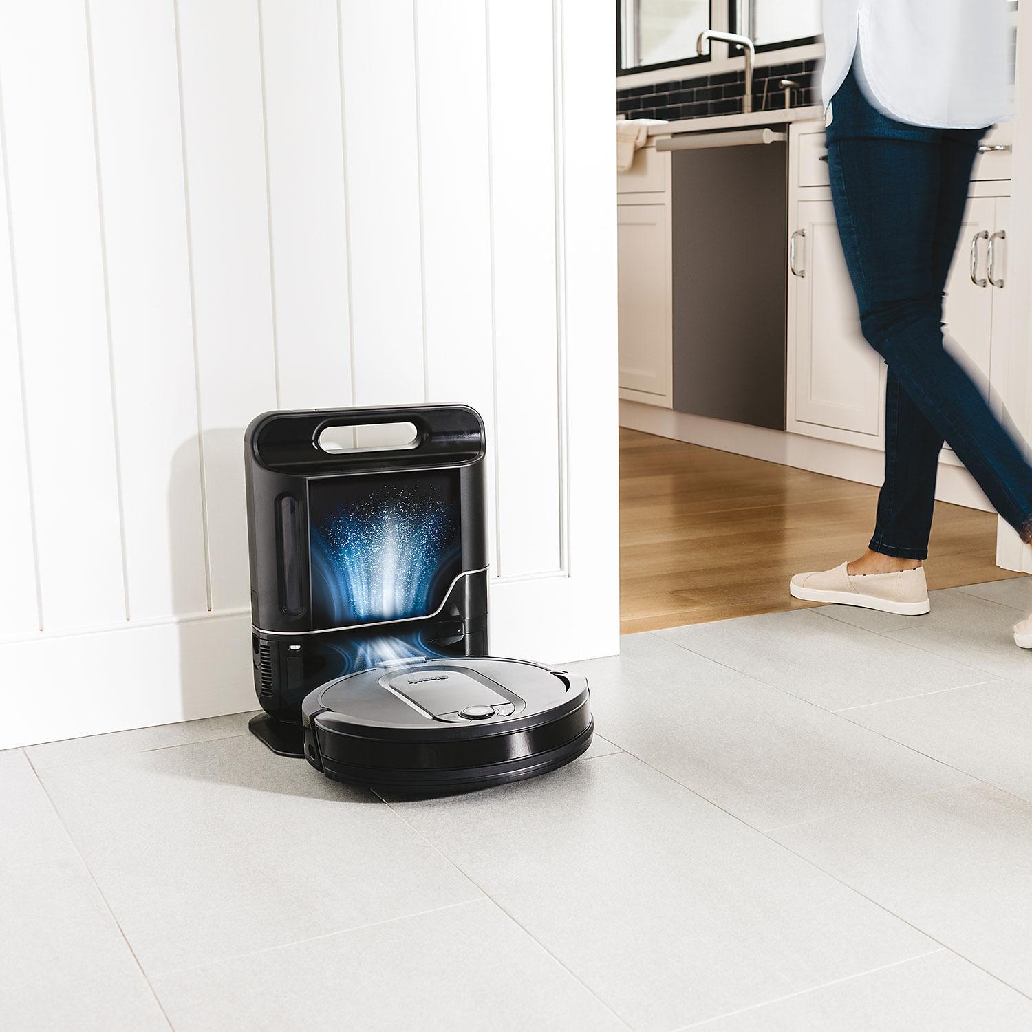 Shark IQ Robot Self-Empty™ Vacuum UR1005AE with Self-Empty Base, Wi-Fi, Home Mapping